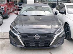 نيسان ألتيما